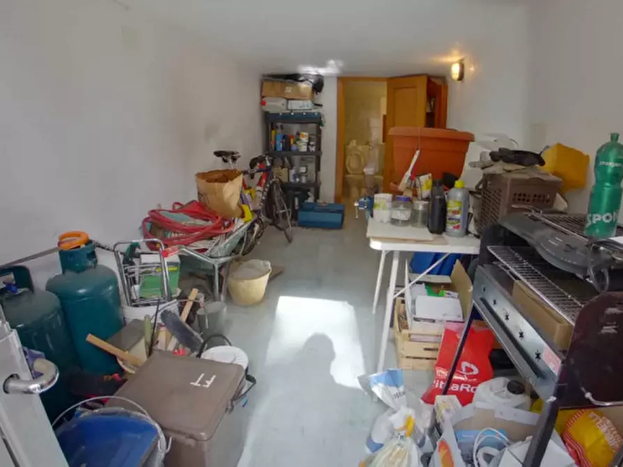 Immagine 29 di Casa trifamiliare in vendita  a Fasano