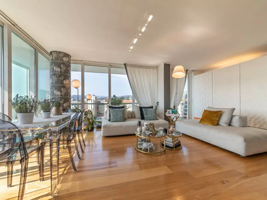 Immagine 5 di Appartamento in vendita  in via Chiodo a Savona