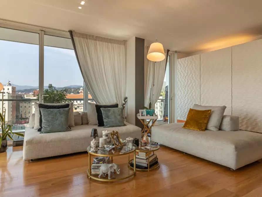 Immagine 6 di Appartamento in vendita  in via Chiodo a Savona