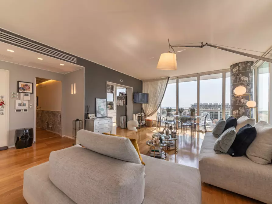 Immagine 9 di Appartamento in vendita  in via Chiodo a Savona