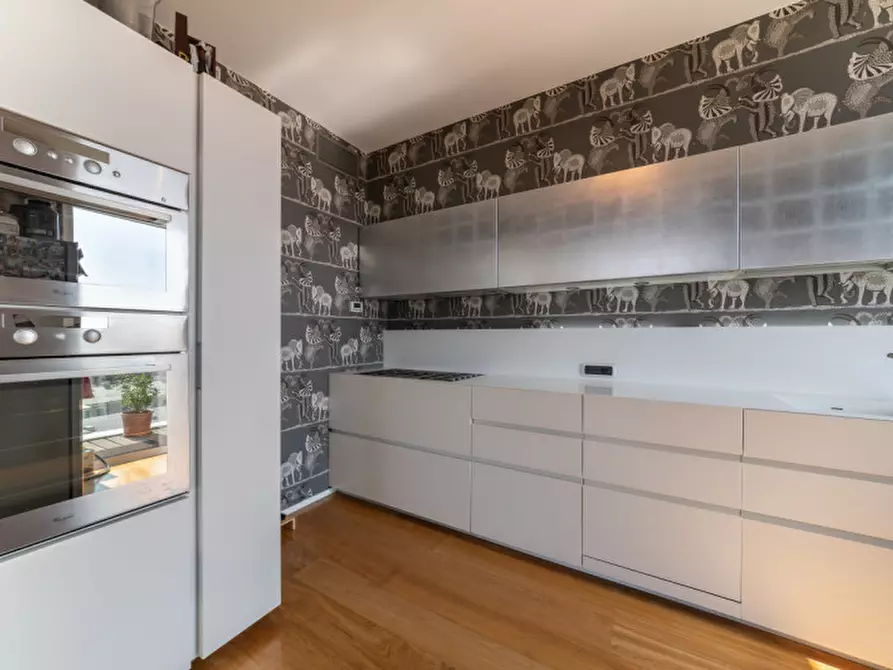 Immagine 17 di Appartamento in vendita  in via Chiodo a Savona