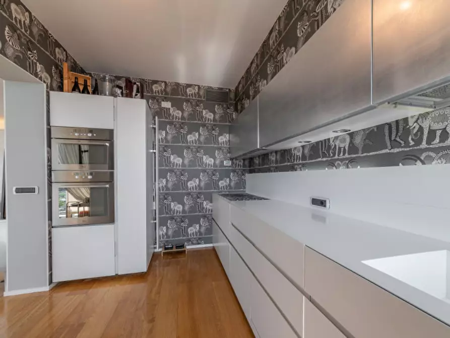 Immagine 19 di Appartamento in vendita  in via Chiodo a Savona