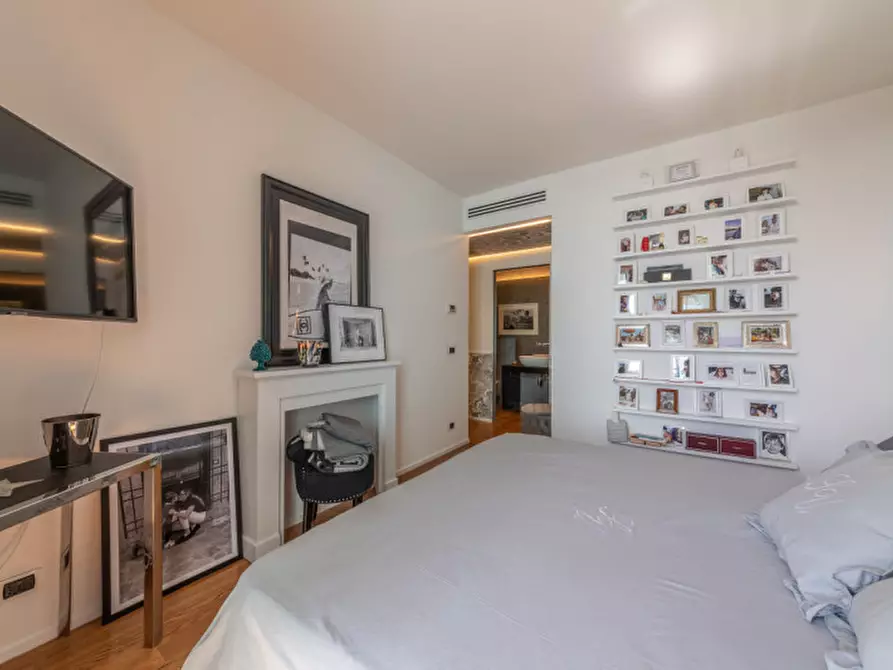 Immagine 24 di Appartamento in vendita  in via Chiodo a Savona