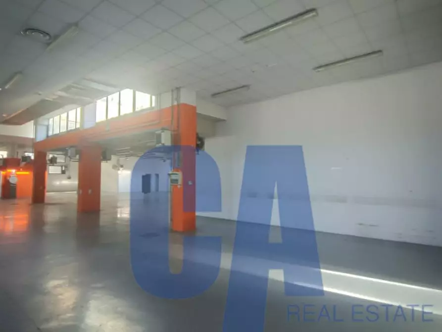 Immagine 4 di Laboratorio in affitto  in PIAZZALE MACIACHINI CARLO a Milano