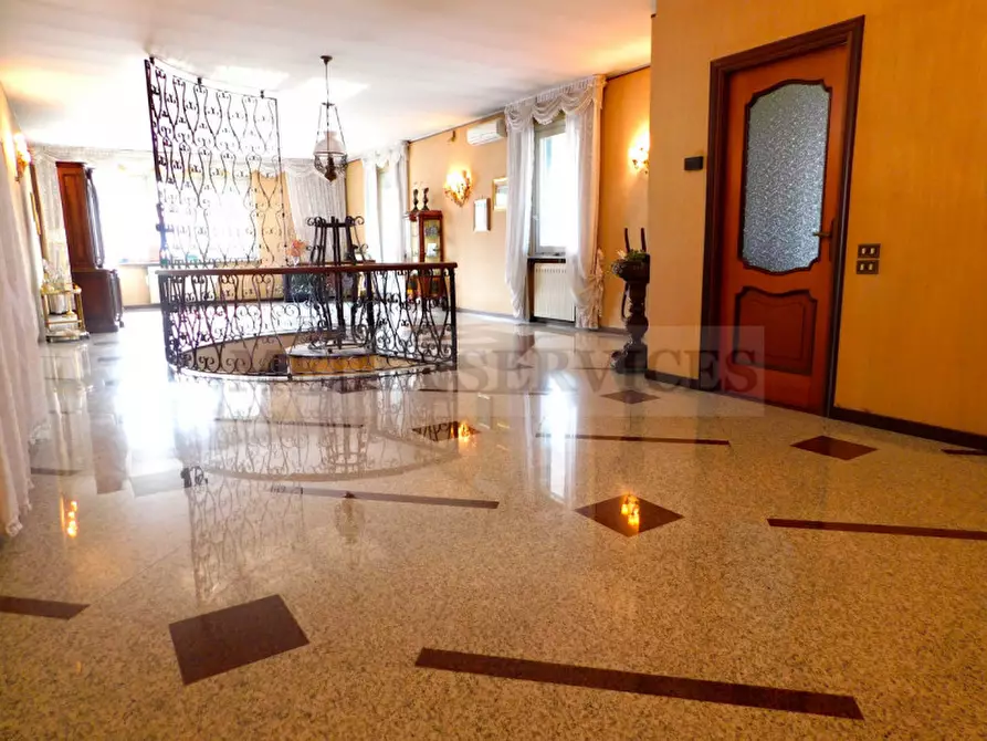 Immagine 12 di Appartamento in vendita  in via Galileo Galilei n° 12 a Sannazzaro De' Burgondi