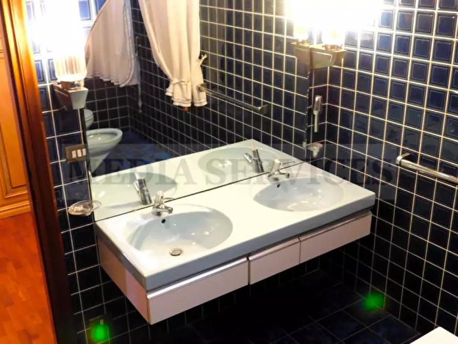 Immagine 24 di Appartamento in vendita  in via Galileo Galilei n° 12 a Sannazzaro De' Burgondi