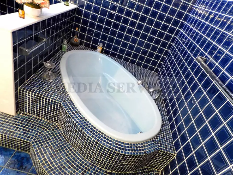 Immagine 26 di Appartamento in vendita  in via Galileo Galilei n° 12 a Sannazzaro De' Burgondi