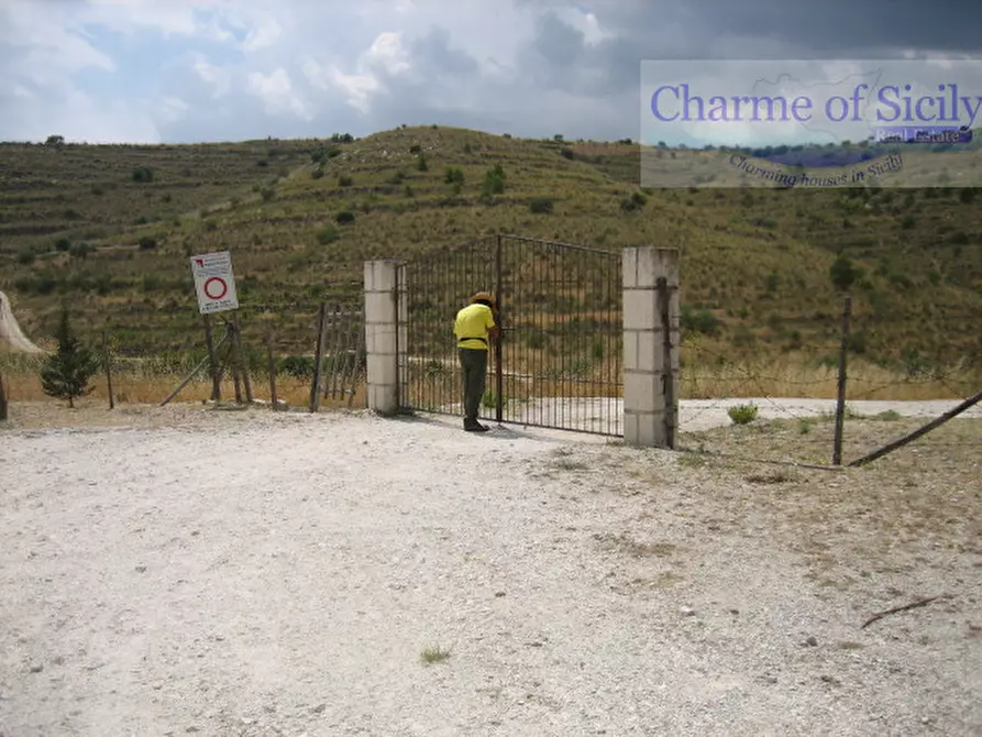 Immagine 30 di Casa indipendente in vendita  in Contrada Serramargi a Ragusa