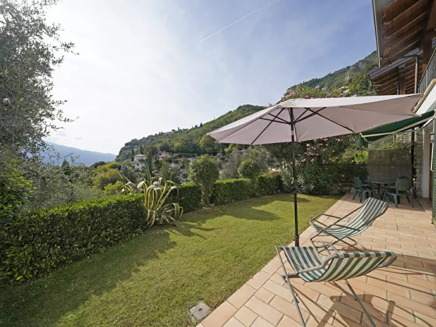 Immagine 30 di Casa indipendente in vendita  in Via Apollo 11 a Tremosine