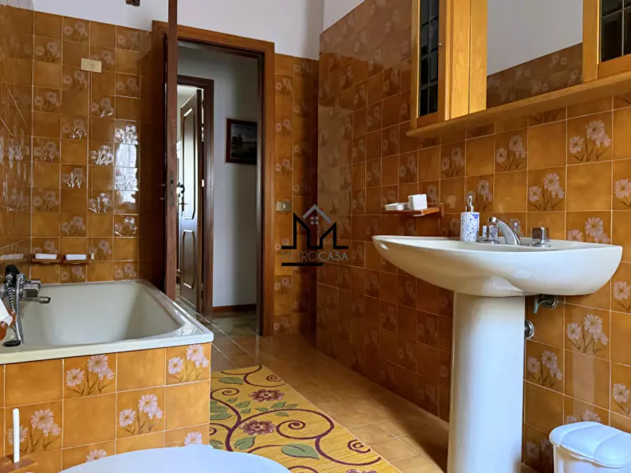 Immagine 35 di Appartamento in vendita  a Palermo