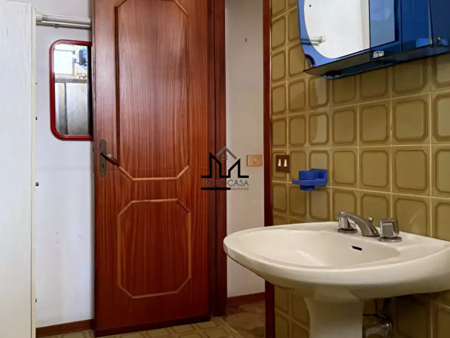 Immagine 37 di Appartamento in vendita  a Palermo