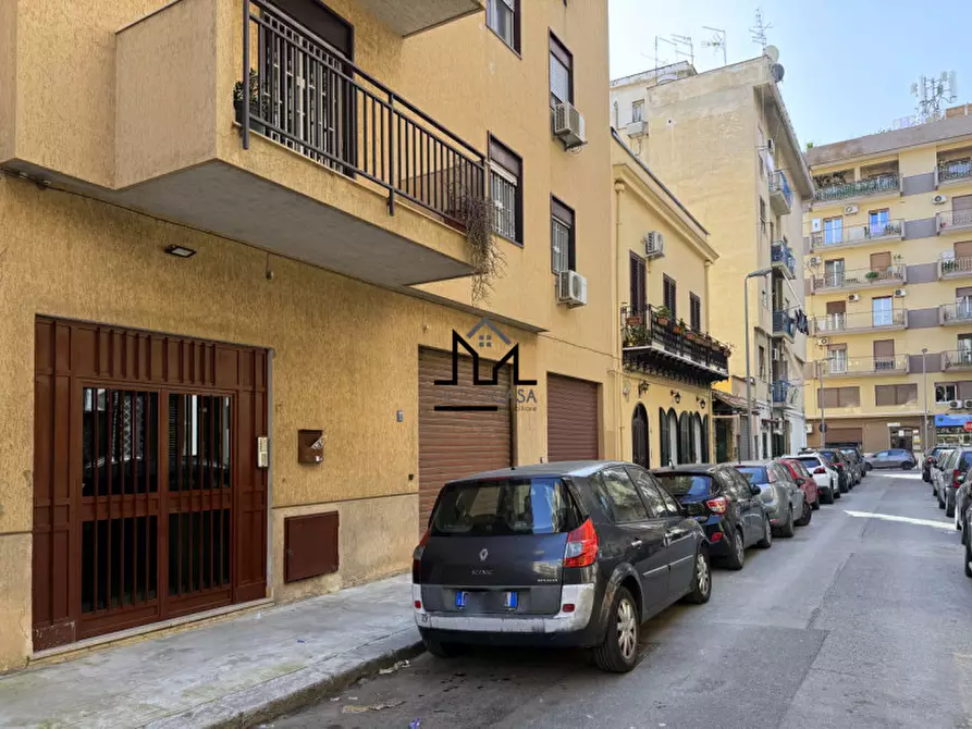 Immagine 38 di Appartamento in vendita  a Palermo