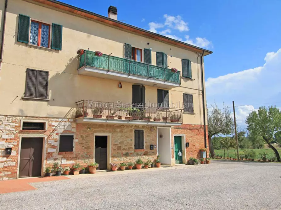Immagine 1 di Casa bifamiliare in vendita  in via traversa valdichiana est a Torrita Di Siena