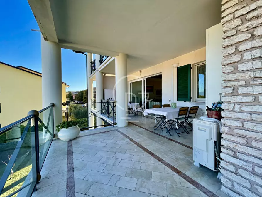 Immagine 2 di Appartamento in vendita  in Desenzano del Garda via villa del sole a Desenzano Del Garda