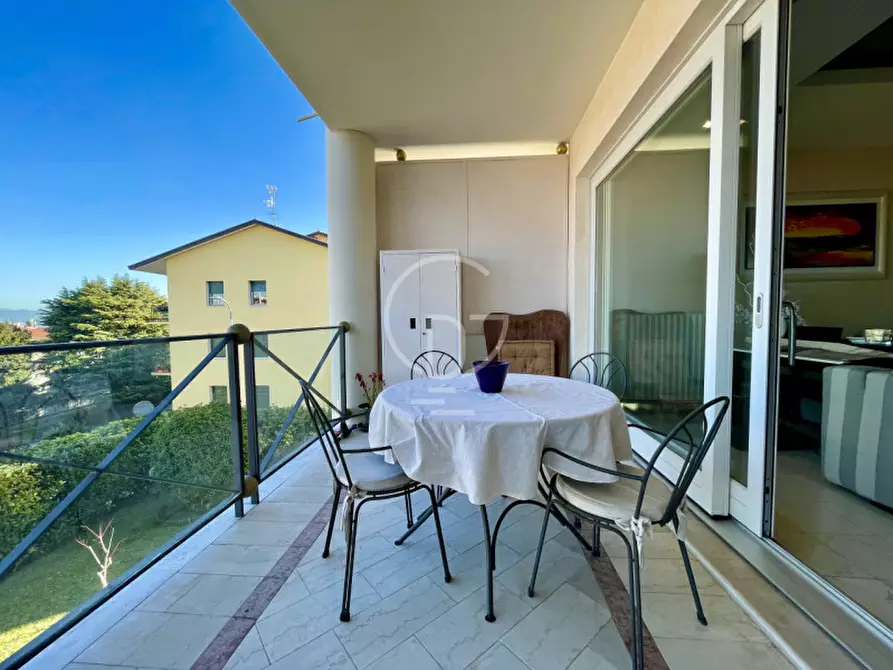 Immagine 4 di Appartamento in vendita  in Desenzano del Garda via villa del sole a Desenzano Del Garda