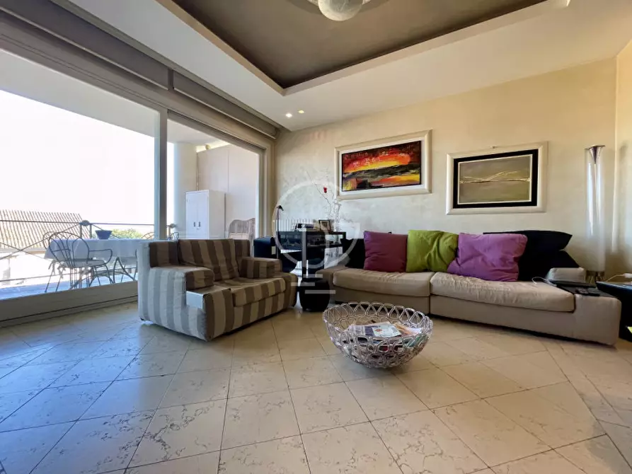 Immagine 6 di Appartamento in vendita  in Desenzano del Garda via villa del sole a Desenzano Del Garda