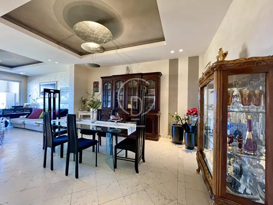 Immagine 8 di Appartamento in vendita  in Desenzano del Garda via villa del sole a Desenzano Del Garda