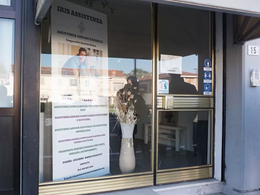 Immagine 3 di Ufficio in vendita  in piazzale vittorio veneto, 11 a Colorno