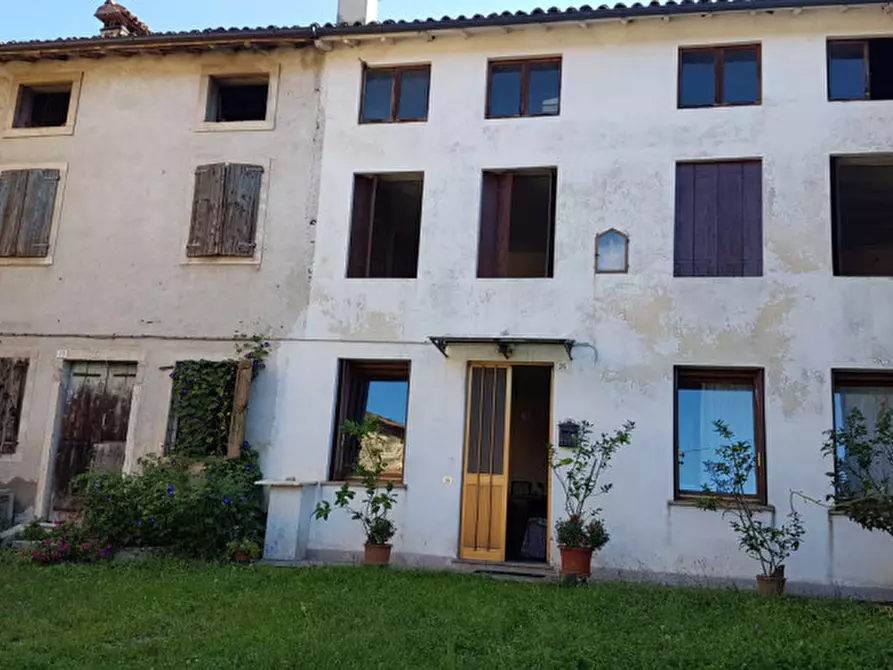 Immagine 1 di Villetta a schiera in vendita  a Cornedo Vicentino