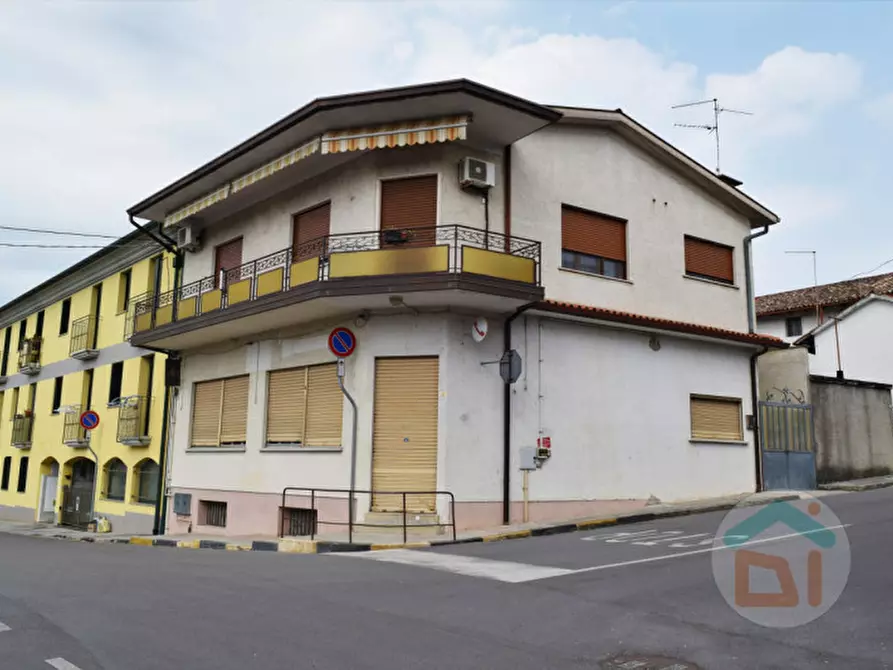 Immagine 1 di Appartamento in vendita  in Salita di Polazzo a Fogliano Redipuglia