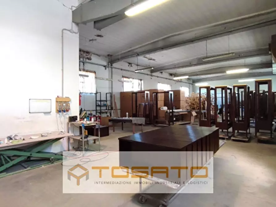 Immagine 1 di Capannone industriale in vendita  a San Pietro Di Morubio