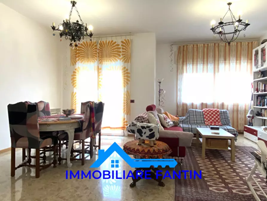 Immagine 4 di Appartamento in vendita  in via Zaniol a Treviso