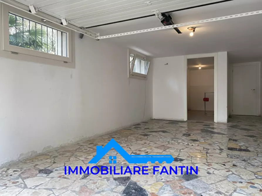 Immagine 15 di Appartamento in vendita  in via Zaniol a Treviso