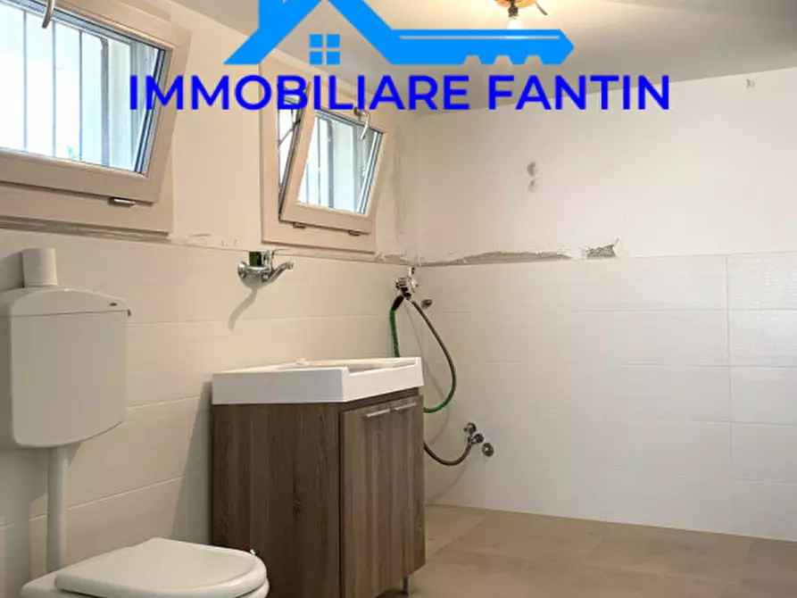 Immagine 17 di Appartamento in vendita  in via Zaniol a Treviso