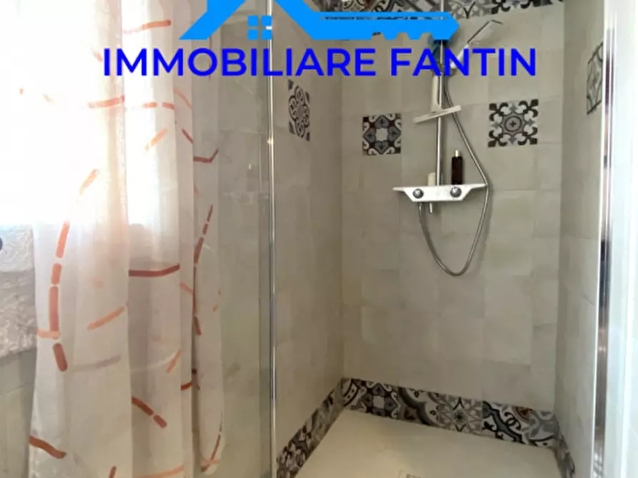 Immagine 38 di Appartamento in vendita  in via Zaniol a Treviso