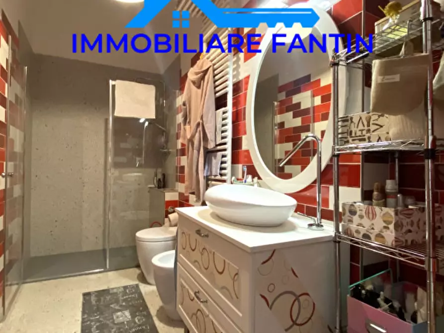 Immagine 39 di Appartamento in vendita  in via Zaniol a Treviso