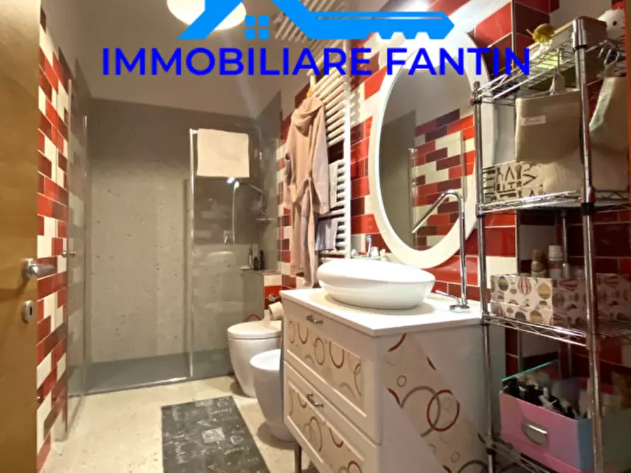 Immagine 40 di Appartamento in vendita  in via Zaniol a Treviso