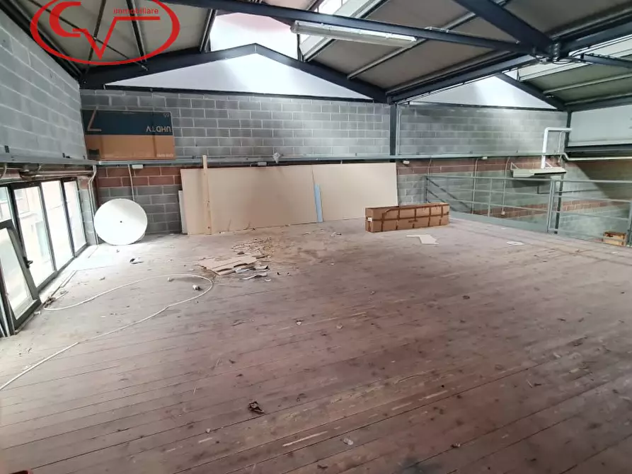 Immagine 4 di Capannone industriale in vendita  a Montevarchi