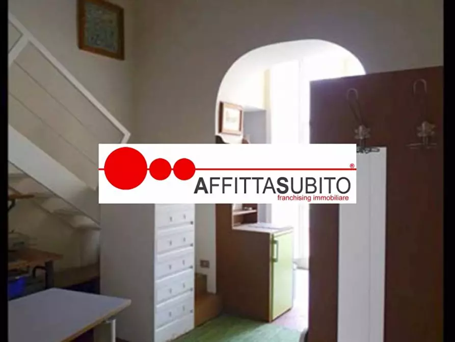 Immagine 2 di Appartamento in affitto  in Vico belle donne a Napoli