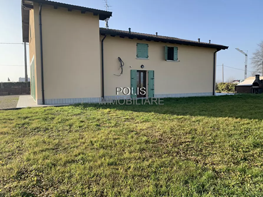 Immagine 2 di Villa in vendita  in VIA CODEBELLI a Concordia Sulla Secchia
