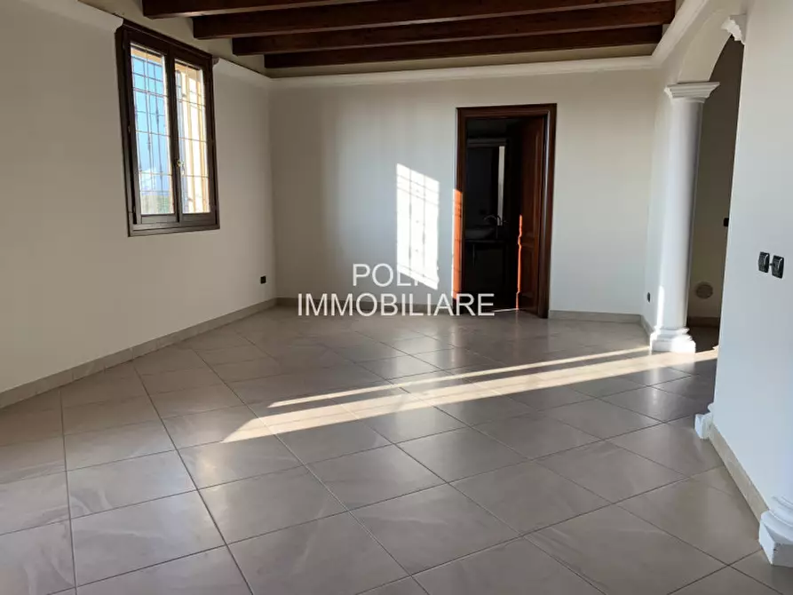 Immagine 3 di Villa in vendita  in VIA CODEBELLI a Concordia Sulla Secchia