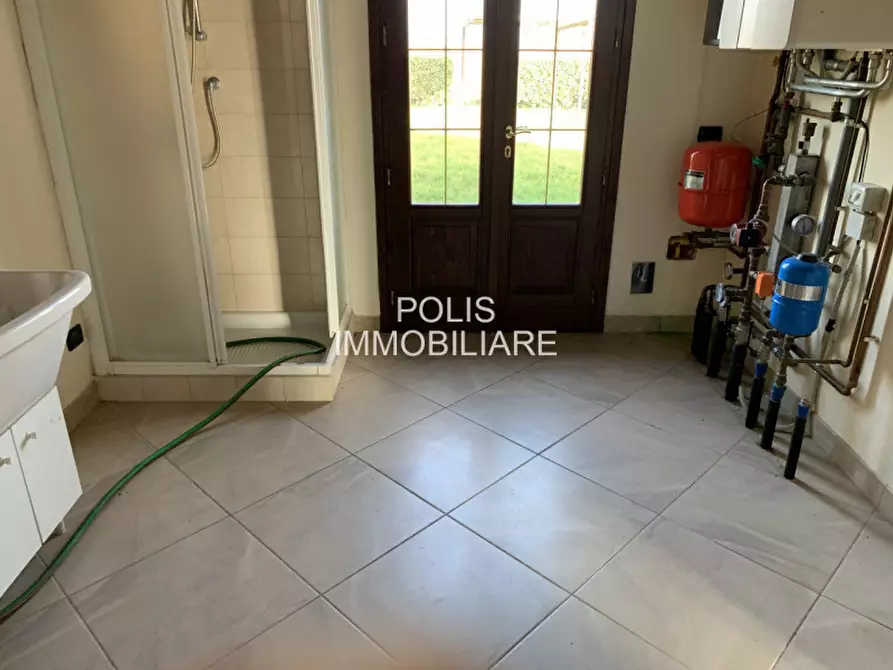 Immagine 9 di Villa in vendita  in VIA CODEBELLI a Concordia Sulla Secchia