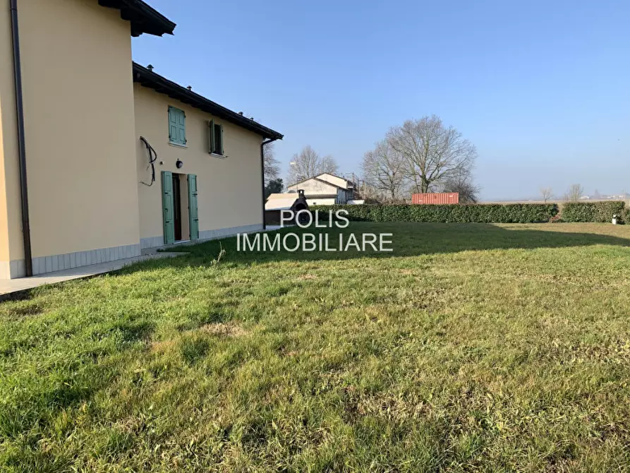 Immagine 20 di Villa in vendita  in VIA CODEBELLI a Concordia Sulla Secchia