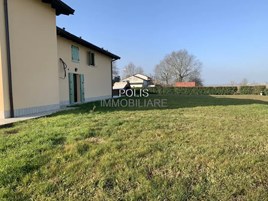 Immagine 22 di Villa in vendita  in VIA CODEBELLI a Concordia Sulla Secchia