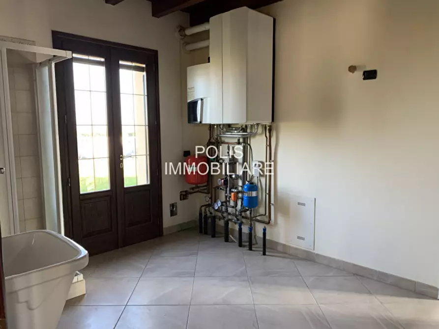 Immagine 25 di Villa in vendita  in VIA CODEBELLI a Concordia Sulla Secchia