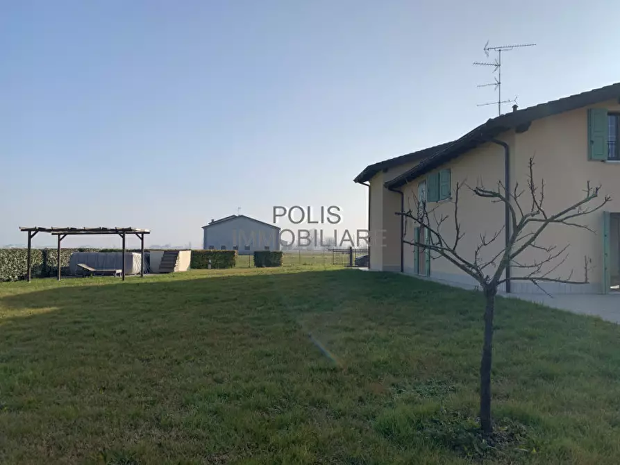 Immagine 32 di Villa in vendita  in VIA CODEBELLI a Concordia Sulla Secchia