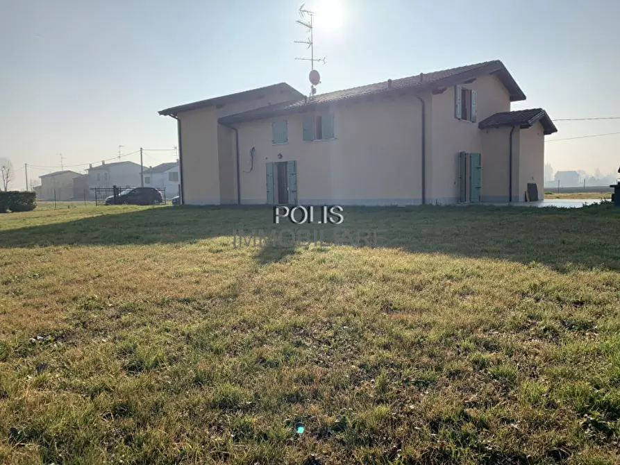 Immagine 33 di Villa in vendita  in VIA CODEBELLI a Concordia Sulla Secchia