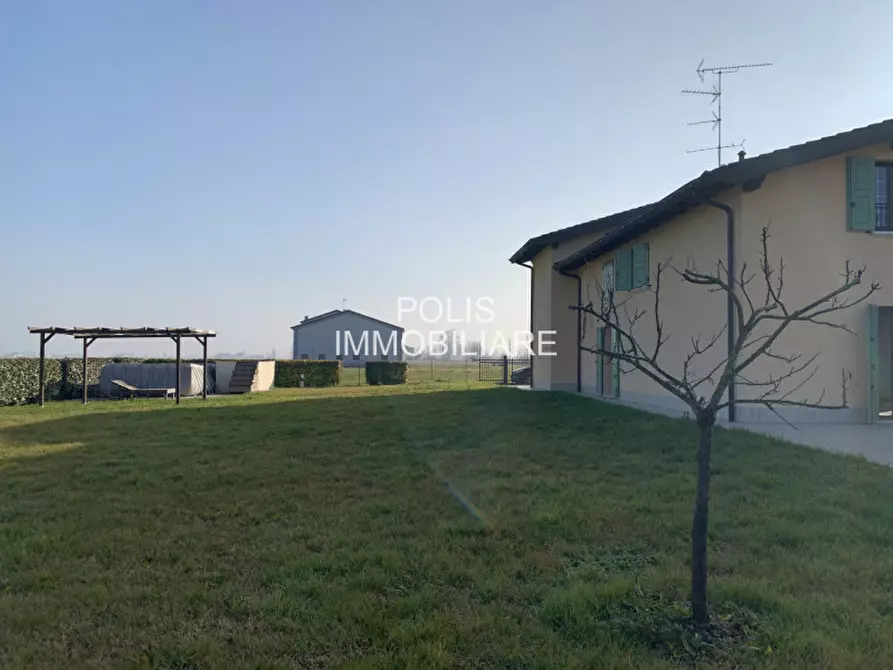Immagine 30 di Villa in vendita  in VIA CODEBELLI a Concordia Sulla Secchia