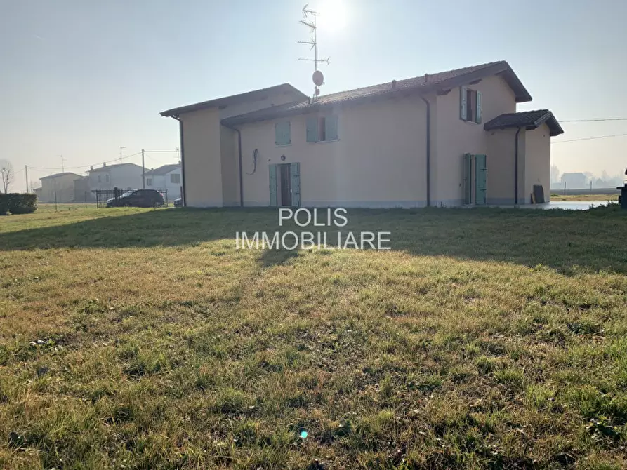 Immagine 31 di Villa in vendita  in VIA CODEBELLI a Concordia Sulla Secchia