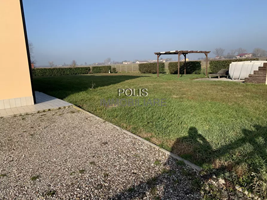 Immagine 36 di Villa in vendita  in VIA CODEBELLI a Concordia Sulla Secchia