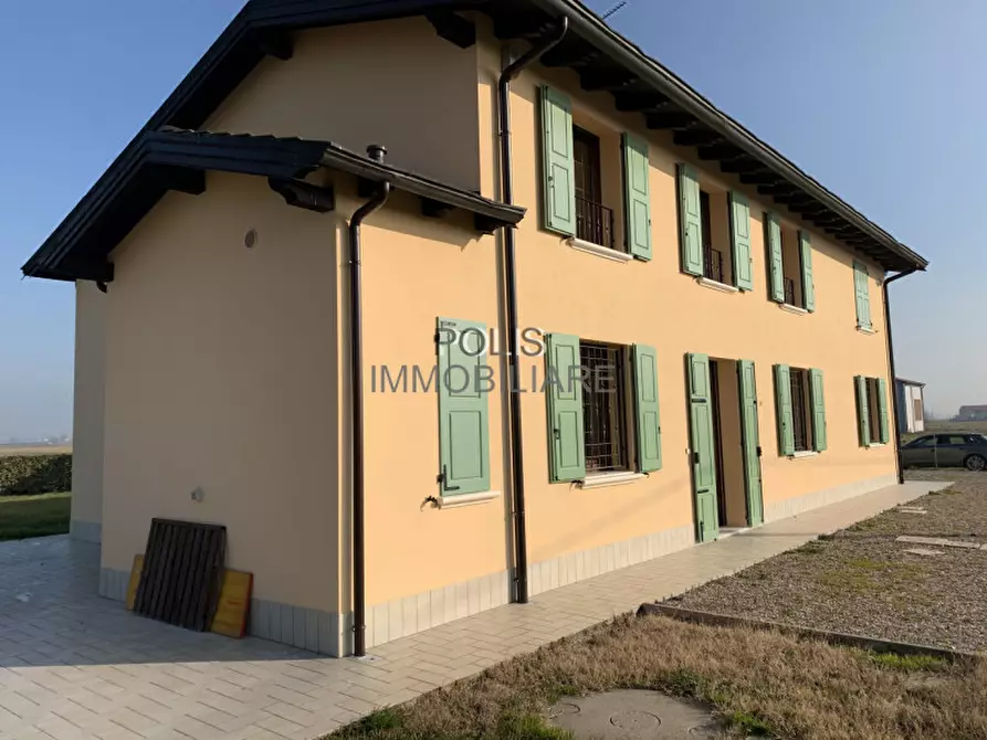 Immagine 39 di Villa in vendita  in VIA CODEBELLI a Concordia Sulla Secchia