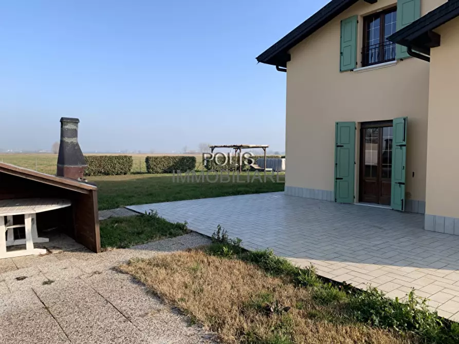 Immagine 40 di Villa in vendita  in VIA CODEBELLI a Concordia Sulla Secchia