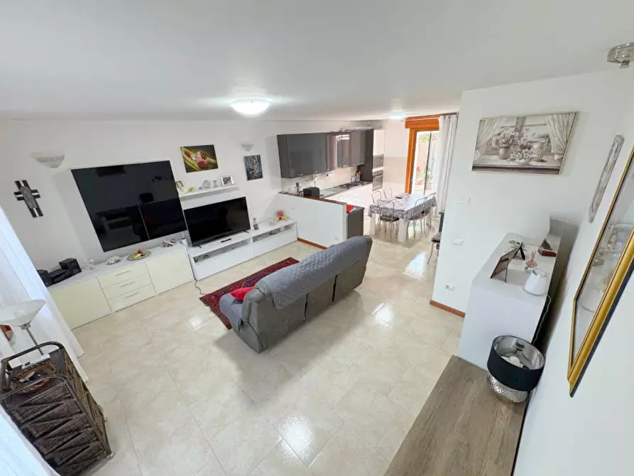 Immagine 1 di Villetta a schiera in vendita  in VIA RONCO ALL'ADIGE a Ronco All'adige