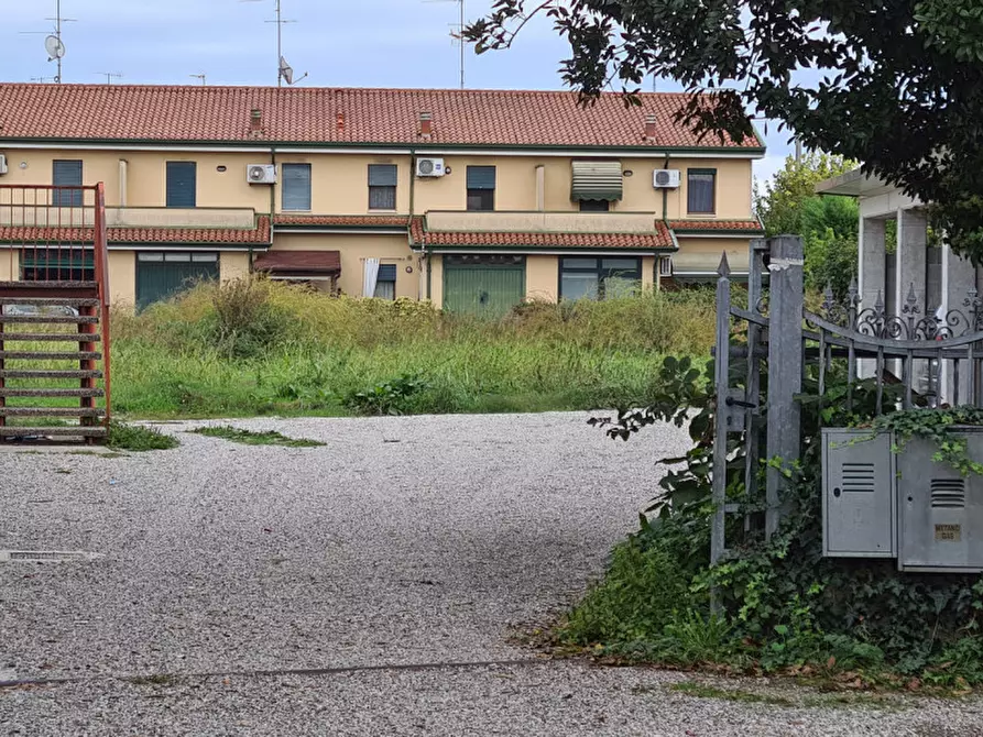 Immagine 4 di Terreno in vendita  in VIA VITTORIO a Ponso