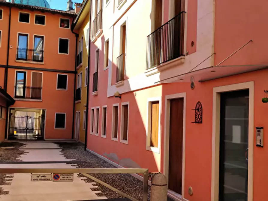 Immagine 14 di Appartamento in vendita  in Corso Mazzini a Arzignano