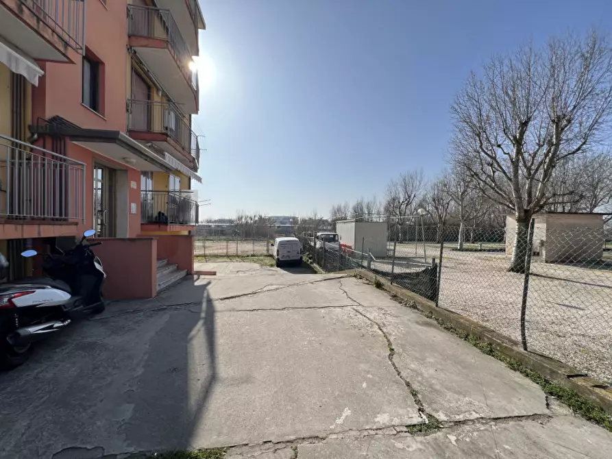 Immagine 19 di Appartamento in vendita  in Via Persica a Chioggia